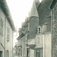 Le Petit Louvre vu de profil